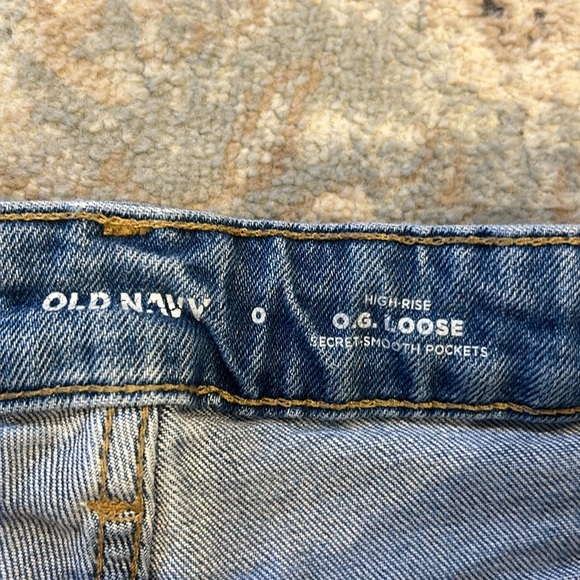 Old Navy OG Loose High Rise Ripped Jeans - Picture 2 of 4